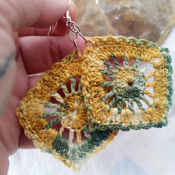 ❤ Artisan Handmade Crocheted Large + Light Boho Earrings ~ Ooak Found Treasure! - Picture 2 of 4